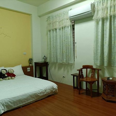 小城堡民宿19窩窩近東大門夜市好停車 Hualien Eksteriør billede